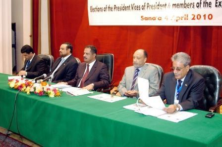 رئيس الوزراء في الجلسة الافتتاحية لإنتخاب مجلس إدارة الاتحاد اليمني لكرة القدم