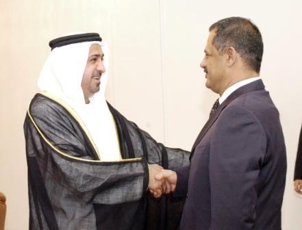 رئيس الوزراء لدى استقباله الشيخ سلطان بن خليفة بن زايد آل نهيان أمس