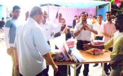 من احتفال مدرسة النهضة باليوم المدرسي