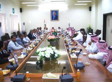 من جلسة المباحثات بين الجامعتين
