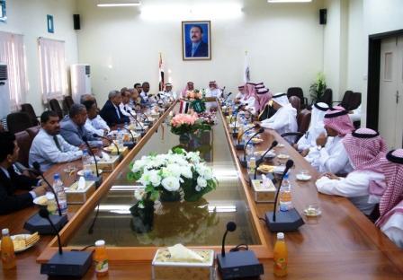 من جلسة المباحثات بين الجامعتين