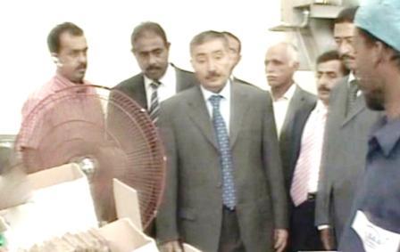 ويزور مصنع تعليب الاسماك