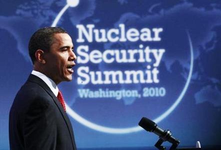 الرئيس الامريكي باراك اوباما يتحدث خلال مؤتمر صحفي في نهاية قمة الامن النووي في واشنطن يوم الثلاثاء.