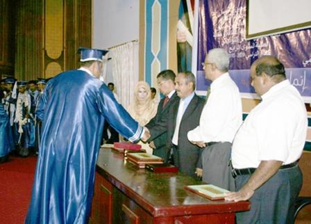 من حفل تخرج دفعة من كلية الحقوق