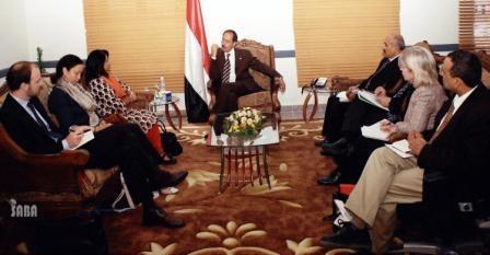 الأرحبي لدى استقباله بعثة برنامج الأمم المتحدة