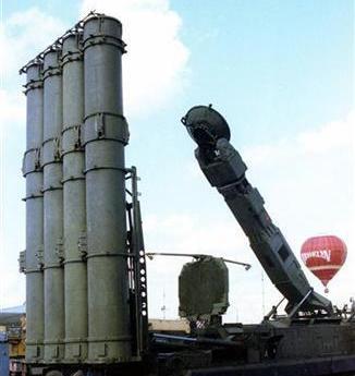 صواريخ روسية من طراز (اس 300)