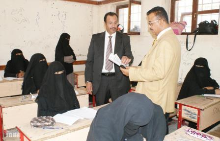 نائب وزير التربية يتفقد سير الامتحانات