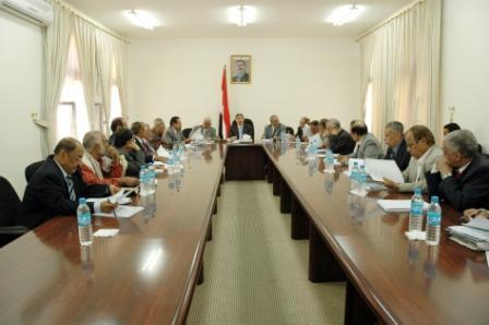 اللجنة الرئيسية لمجلس الشورى في اجتماعها أمس