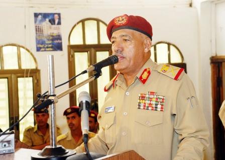 نائب رئيس هيئة الأركان يلقي كلمة في  حفل التخرج