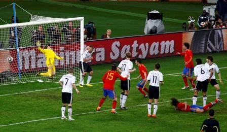 هدف بويول الذي صعد بأسبانيا إلى نهائي المونديال أمس