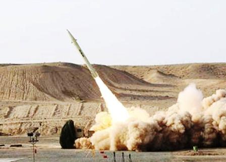 صاروخ إيراني خلال تجربة أمس  الأربعاء