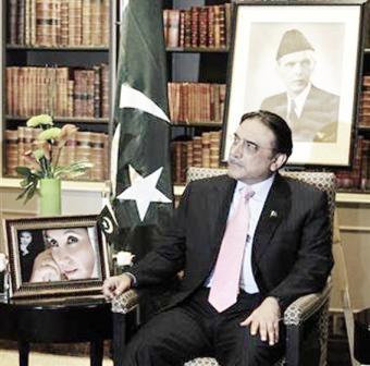الرئيس الباكستاني اصف علي زرداري في لندن.