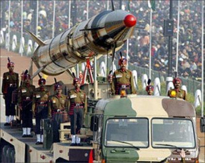 استعراض للقوات الهندية وأسلحتها النووية