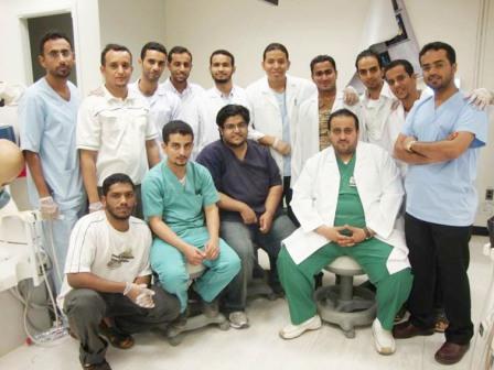 طلاب طب الاسنان بجامعتي عدن وجامعة الملك سعود