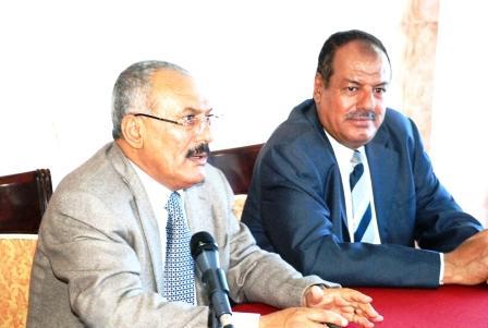 رئيس الجمهورية لدى لقائه القيادات المحلية والأمنية والشخصيات الإجتماعية أمس