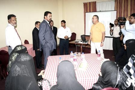 الجفري وشائف خلال تدشين الدورة التدريبية