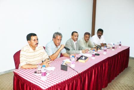 الفقيه والشعيبي لدى لقائهما بأصحاب الفنادق