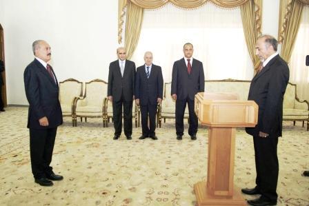 السفراء المعينون يؤدون اليمين الدستورية أمام الرئيس