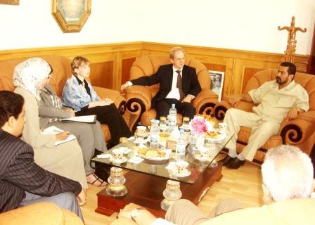 محافظ عدن لدى لقائه وفد جمهورية ألمانيا الاتحادية