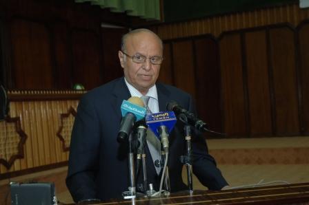 عبدربه منصور يلقي كلمته في حفل التدشين