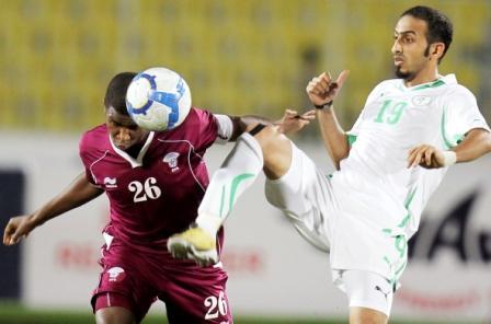 لقطة من مباراة السعودية مع قطر