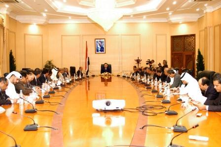 د. مجور خلال لقائه سفراء الدول العربية المعتمدين