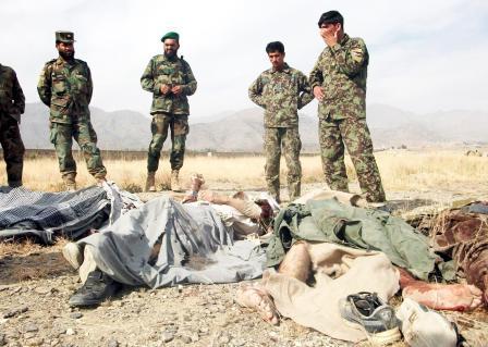 بعض القتلى من حلف الأطلسي الذين أطلق الجندي الأفغاني الرصاص عليهم