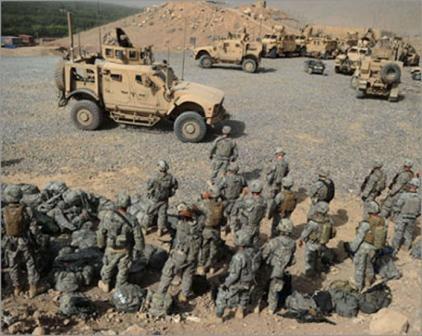 أفراد من القوات الدولية العاملة في أفغانستان