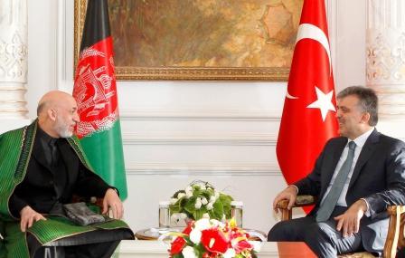 الرئيس الأفغاني حامد كرزاي و الرئيس التركي عبد الله جول
