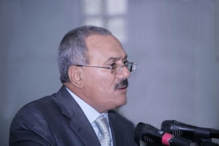 رئيس الجمهورية يلقي كلمته في المهرجان الخطابي والفني بجامعة حضرموت