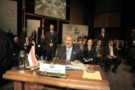 رئيس الجمهورية لدى مشاركته في القمة العربية  الاقتصادية بشرم الشيخ أمس