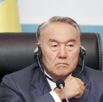 الرئيس نور سلطان نزارباييف