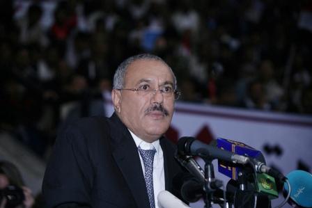 رئيس الجمهورية لدى لقائه الفعاليات السياسية والحزبية والاجتماعية والشبابية بأمانة العاصمة أمس