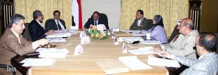 اللجنة العليا للانتخابات والاستفتاء في اجتماع لها/ إرشيف