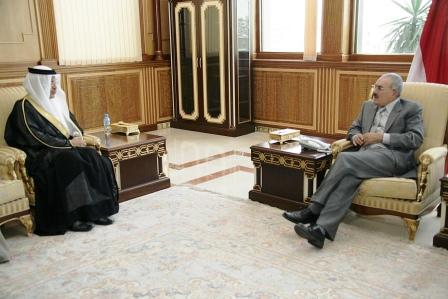 رئيس الجمهورية في حوار مع صحيفة (عكاظ)