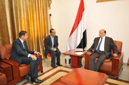 .. ولدى استقباله القائم بأعمال السفارة الألمانية أمس