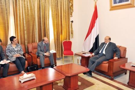 نائب الرئيس لدى لقائه بعثة المفوضية السامية لحقوق الإنسان