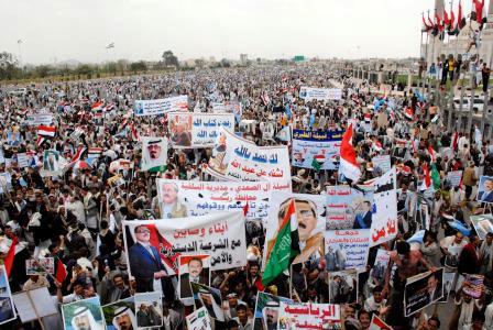 جانب من الحشود الملايينية في «جمعة الشكر والامتنان والعرفان لخادم الحرمين الشريفين والشعب السعودي الشقيق» أمس