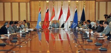 عبدربه لدى ترؤسه الاجتماع الاستثنائي للجنة العامة للمؤتمر الشعبي العام أمس