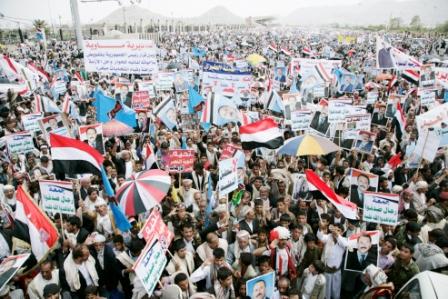 ملايين اليمنيين في جمعة (رجال صدقوا ما عاهدوا الله عليه) أمس
