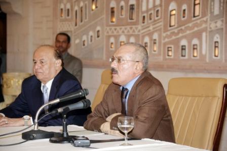 رئيس الجمهورية لدى استقباله عدداً من أعضاء مجلسي النواب والشورى أمس