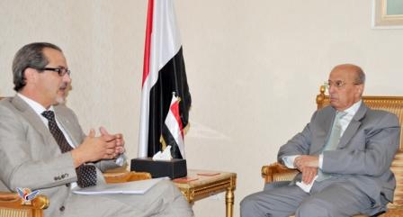 القربي لدى لقائه رئيس بعثة اللجنة الدولية للصليب الأحمر