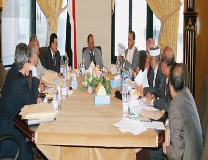 اللجنة العليا للانتخابات والاستفتاء في اجتماعها أمس