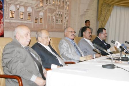 رئيس الجمهورية لدى استقباله رؤساء وأعضاء الكتل البرلمانية والشوروية والهيئة الوزارية للمؤتمر