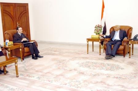 رئيس الوزراء لدى لقائه بعثة صندوق النقد الدولي