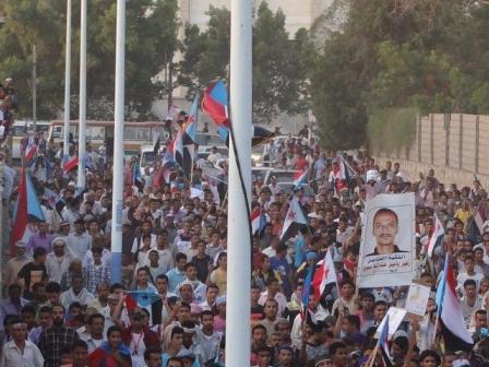 مسيرة حاشدة لشباب ثورة 16 فبراير بالمنصورة