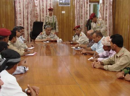 الأشول لدى اجتماعه باللجنة الأمنية في عدن أمس