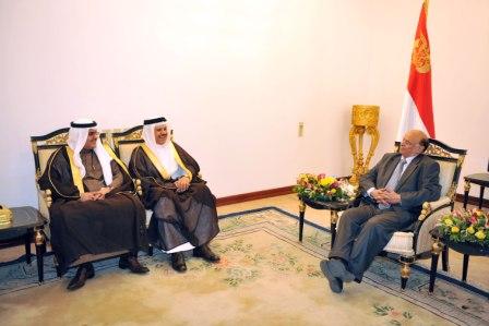 .. ويستقبل أمين عام مجلس التعاون الخليجي