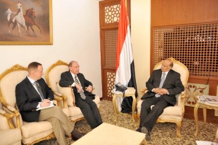 .. ولدى لقائه السفير الأمريكي أمس
