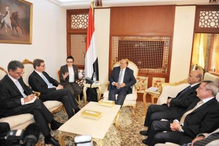 رئيس الجمهورية لدى استقباله  وزير خارجية ألمانيا الاتحادية أمس